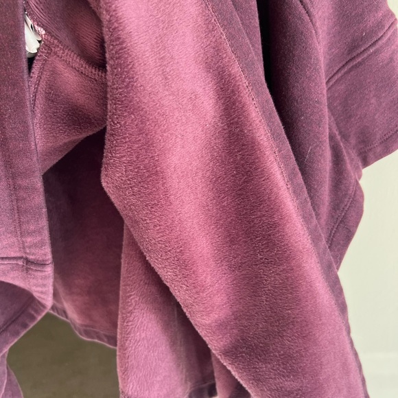 UGG Poncho - Picture 4 of 7